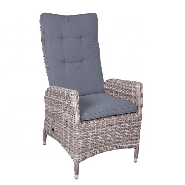 Outdoor Furniture Recliner Set - レジャー用アルミフレームPEウィッカーチェア家具、クッション付きガーデンリクライニングチェア、屋外用チェアセット（コーヒーテーブル付き）